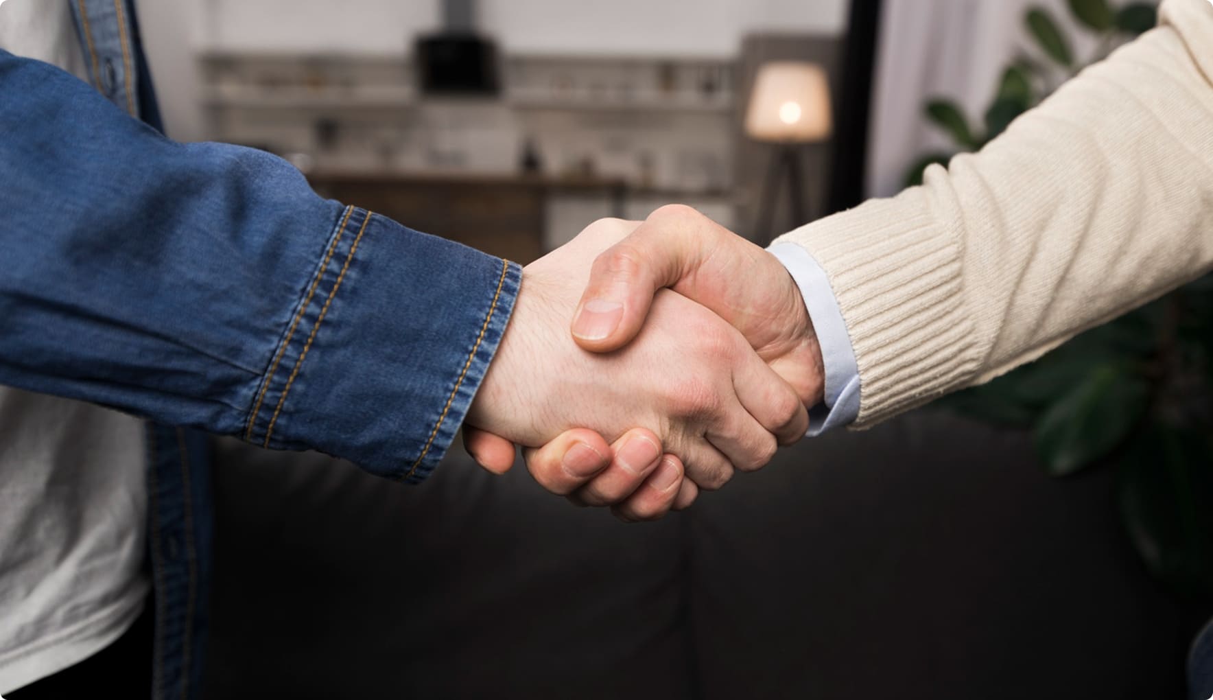 {{ images.tvnrRmLFbp.alt }}