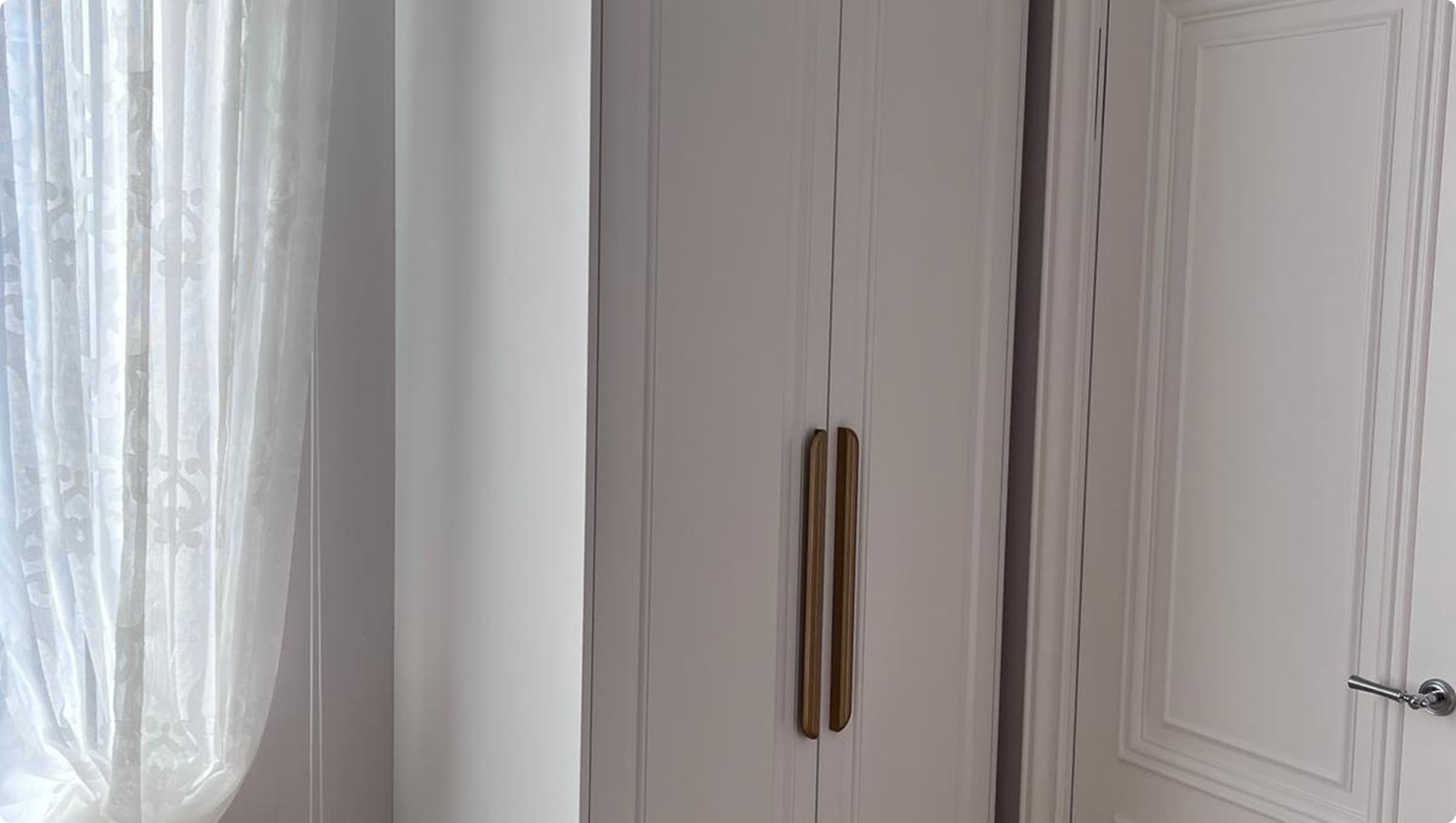 {{ images.XjxBdCIFHI.alt }}