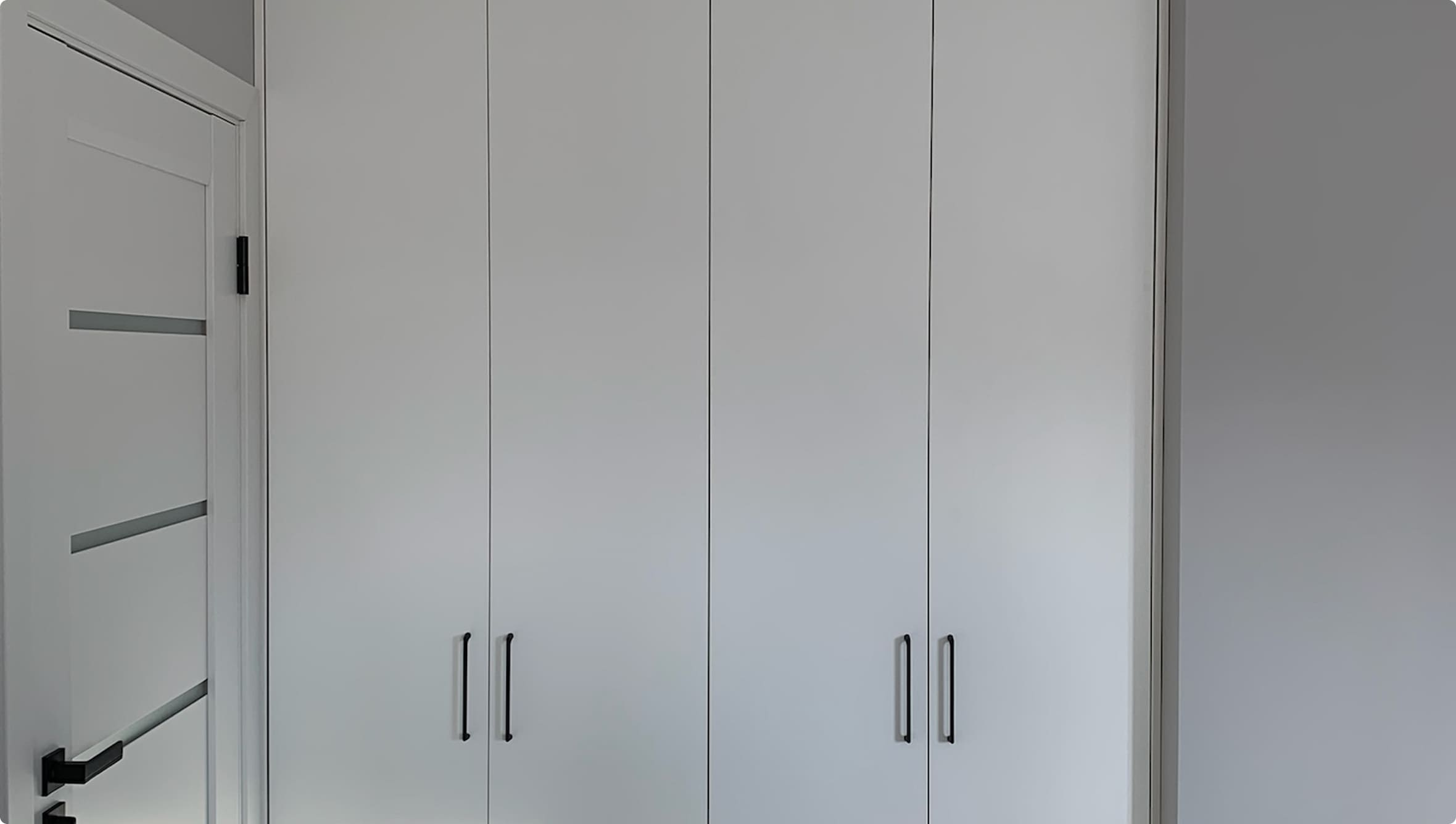 {{ images.tjGROYSiyq.alt }}